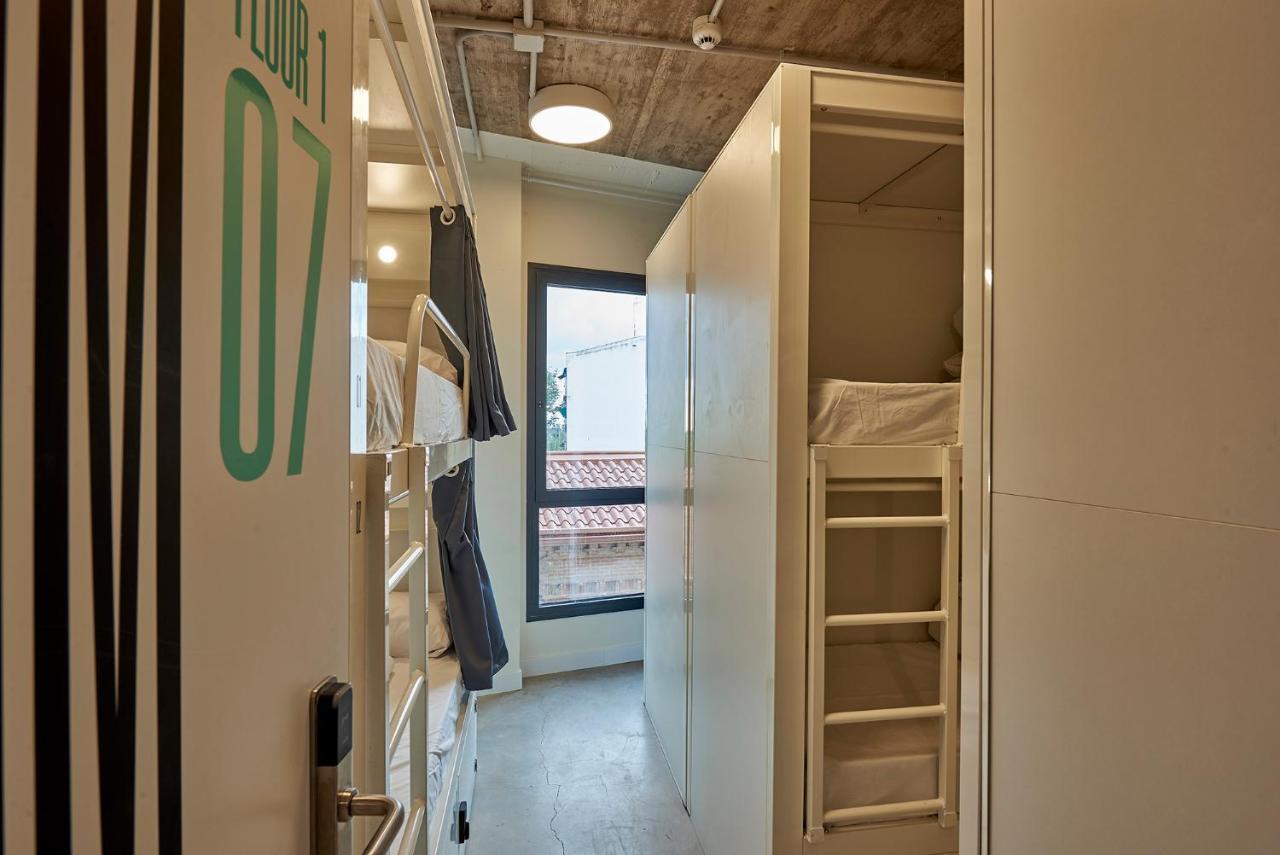 Hostelfly Madryt Zewnętrze zdjęcie